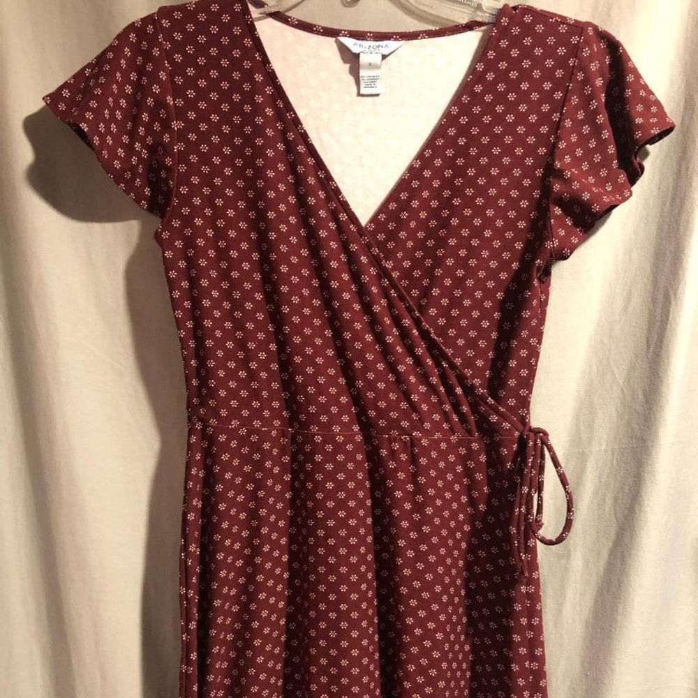 Maroon Wrap Dress with Flowers Arizona Size Small